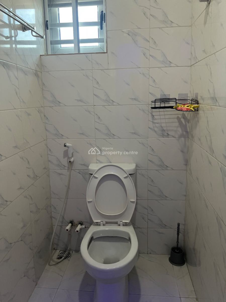 Fully Furnished Studio Apartment in a Mini  Estate, Jibowu, Yaba, Lagos, Self Contain (single Rooms) for Rent