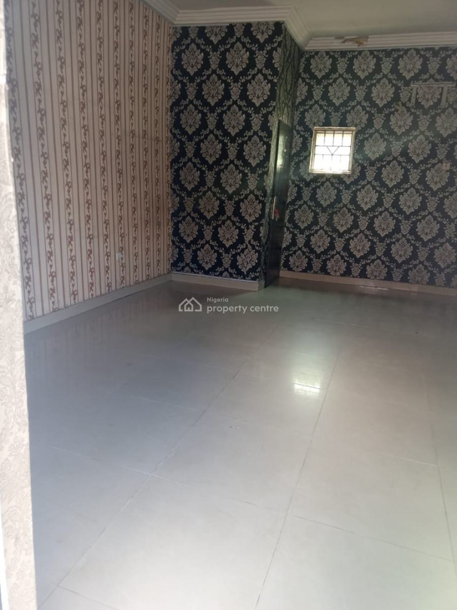 Shop Space, The Hub Plaza, 62 Addo Road, Ajah, Lagos, Shop for Rent