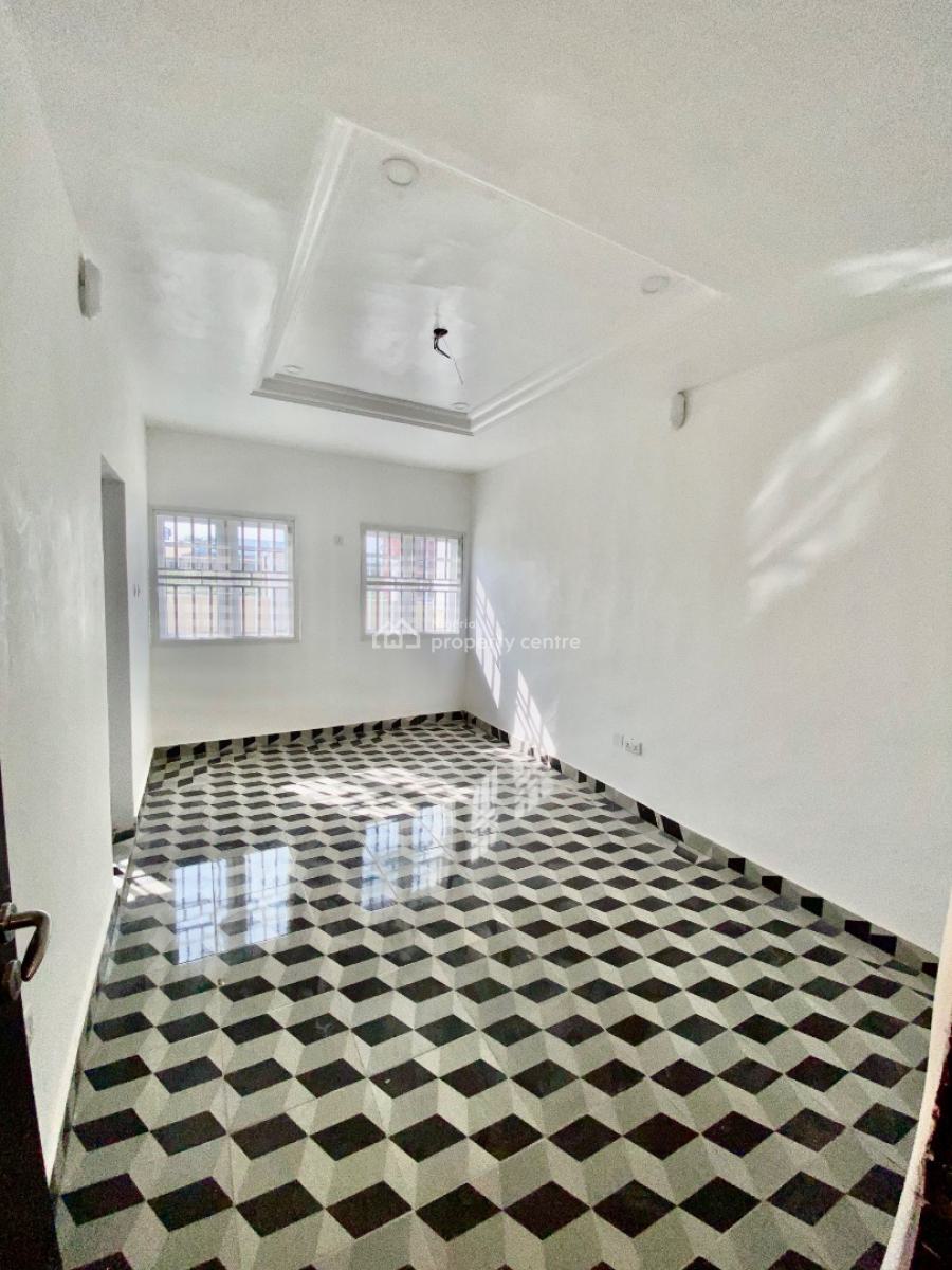 Very Massive and Spacious Three (3) Bedroom Detached Bungalow, By Lavista Court Estate, Galadimawa, Abuja, Semi-detached Bungalow for Rent
