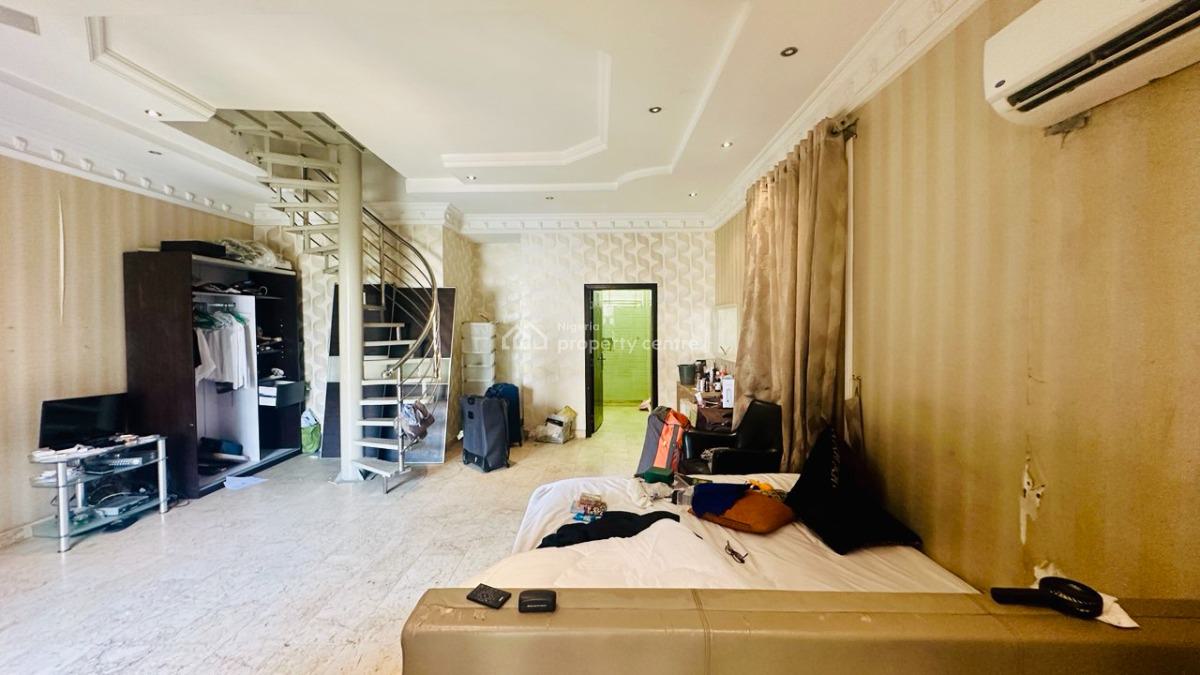 4 Bedroom Semi-detached Duplex Spread on 3 Floors with C of O, Banana Island, Ikoyi, Lagos, Semi-detached Duplex for Sale