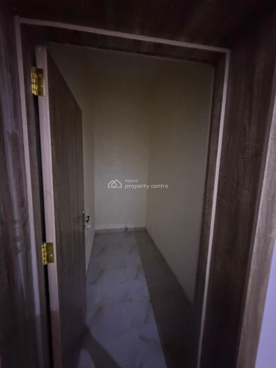 5 Bedroom Terrace Duplex with Swimming Pool and Inverter, Engr Lere Adigun Gra, Bashorun, Ibadan, Oyo, Terraced Duplex for Sale