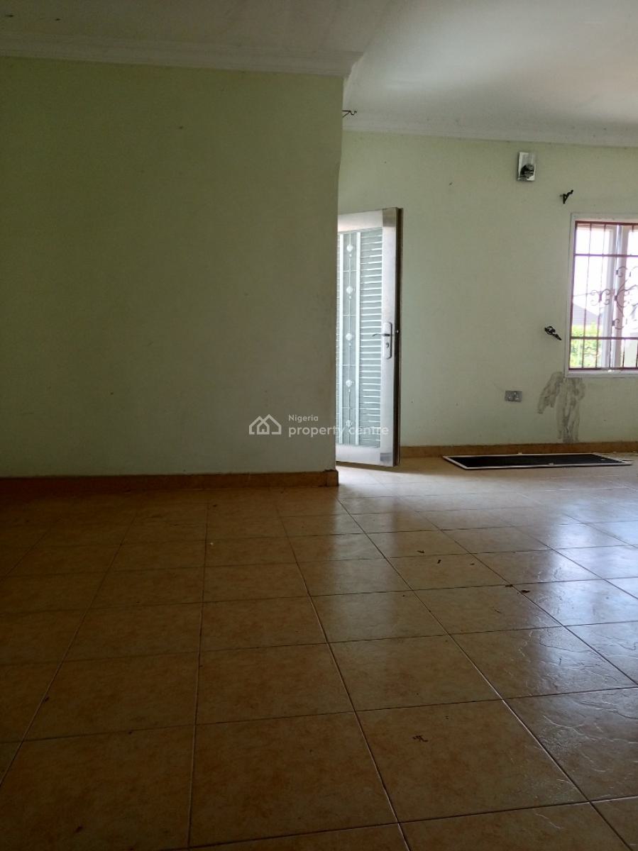 Studio Masters Bedroom Share Apartment, Idiroko Estate Opposite Emerald Estate, Off Mobil Road, Ilaje, Ajah, Lagos, Self Contain (single Rooms) for Rent