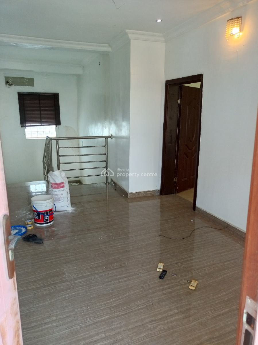 Studio Masters Bedroom Share Apartment, Idiroko Estate Opposite Emerald Estate, Off Mobil Road, Ilaje, Ajah, Lagos, Self Contain (single Rooms) for Rent