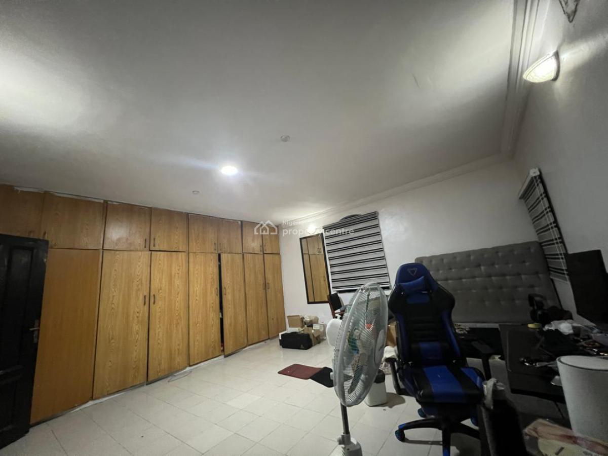 Spacious Massive Luxury Minflat Bedroom, Lekki Phase 1, Lekki, Lagos, Mini Flat (room and Parlour) for Rent