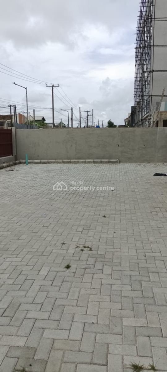 Four Storey Commercial Building, Off Admiralty Way, Lekki Phase 1, Lekki, Lagos, Office Space for Sale