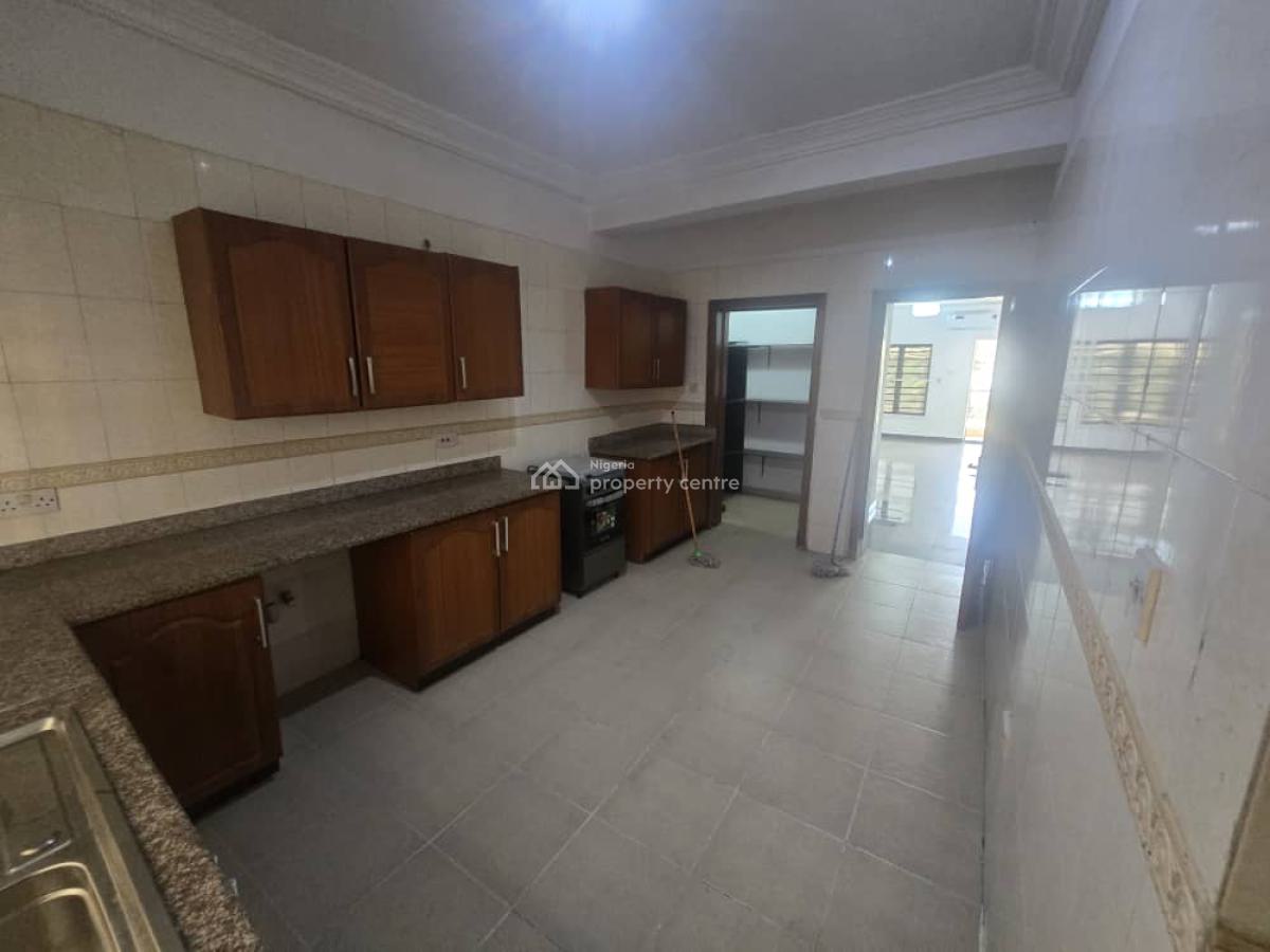 2-bedroom Apartment with Bq, Lekki Phase 1, Lekki, Lagos, Flat / Apartment for Rent