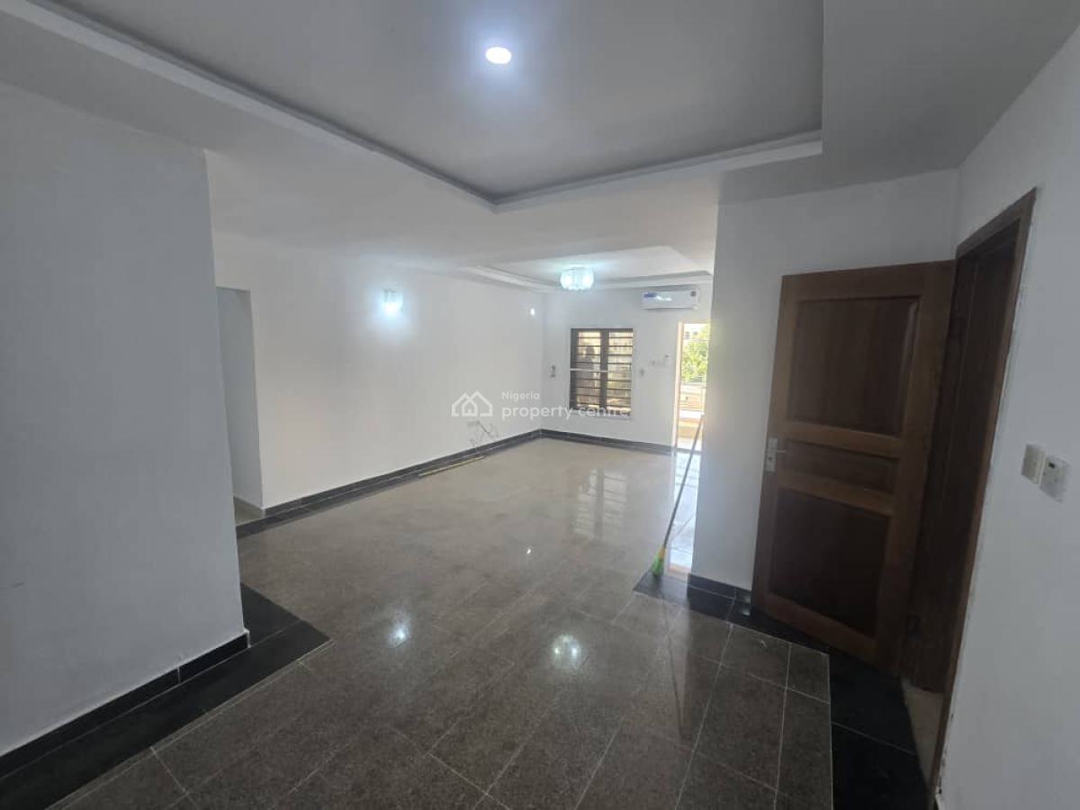 2-bedroom Apartment with Bq, Lekki Phase 1, Lekki, Lagos, Flat / Apartment for Rent