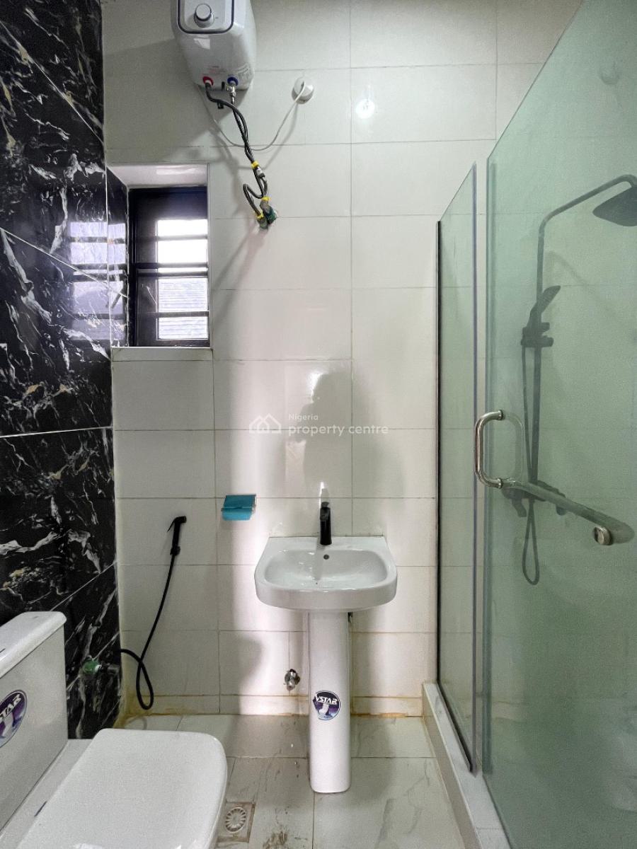 Nice Luxury Brand New 2 Bedroom Apartment Very Spacious with Gym, Orchid Road Lekki, Lekki, Lagos, Flat / Apartment for Rent