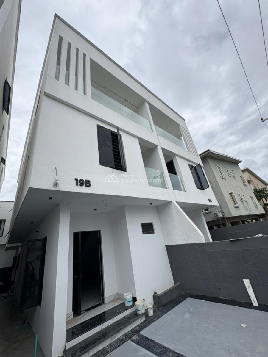 Luxury Duplex with Family Lounge & Serene Environment, Idado, Lekki, Lagos, Semi-detached Bungalow for Sale