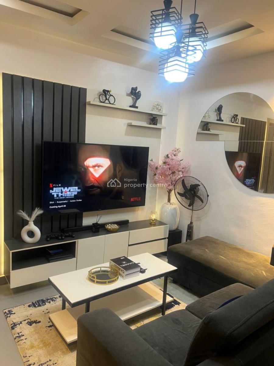 Lovely 2 - Bedroom Apartment, Gra, Ogudu, Lagos, Flat / Apartment Short Let