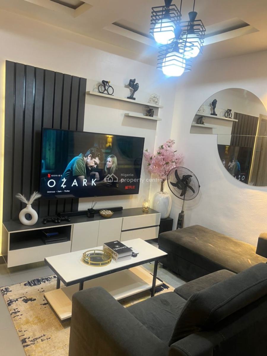 Lovely 2 - Bedroom Apartment, Gra, Ogudu, Lagos, Flat / Apartment Short Let