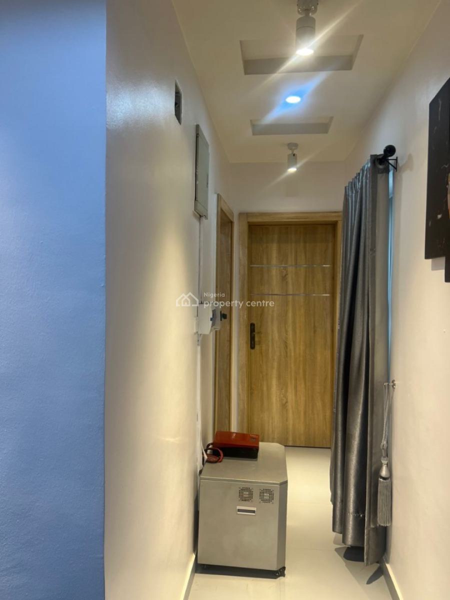 Lovely 2 - Bedroom Apartment, Gra, Ogudu, Lagos, Flat / Apartment Short Let