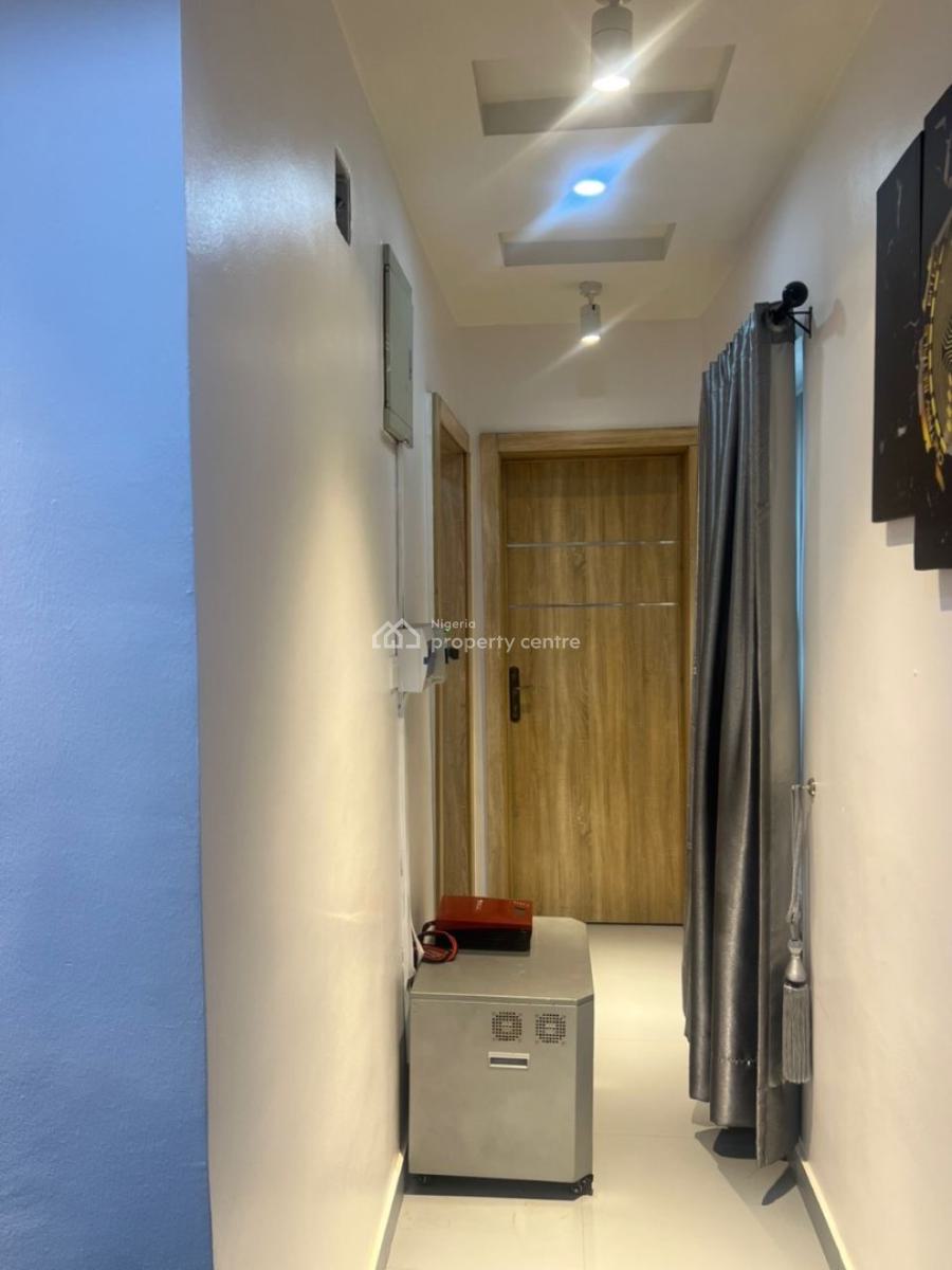 Lovely 2 - Bedroom Apartment, Gra, Ogudu, Lagos, Flat / Apartment Short Let