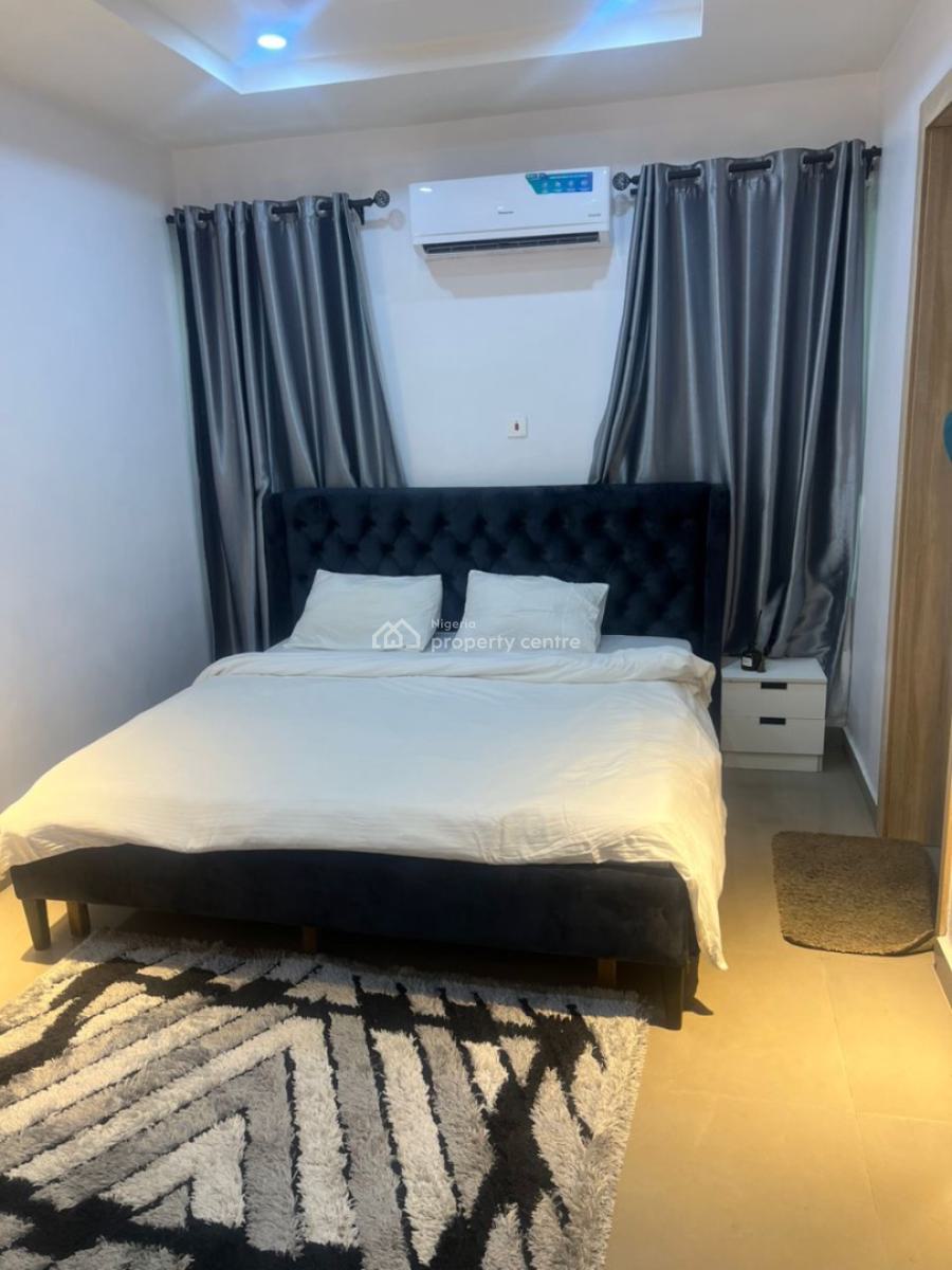 Lovely 2 - Bedroom Apartment, Gra, Ogudu, Lagos, Flat / Apartment Short Let