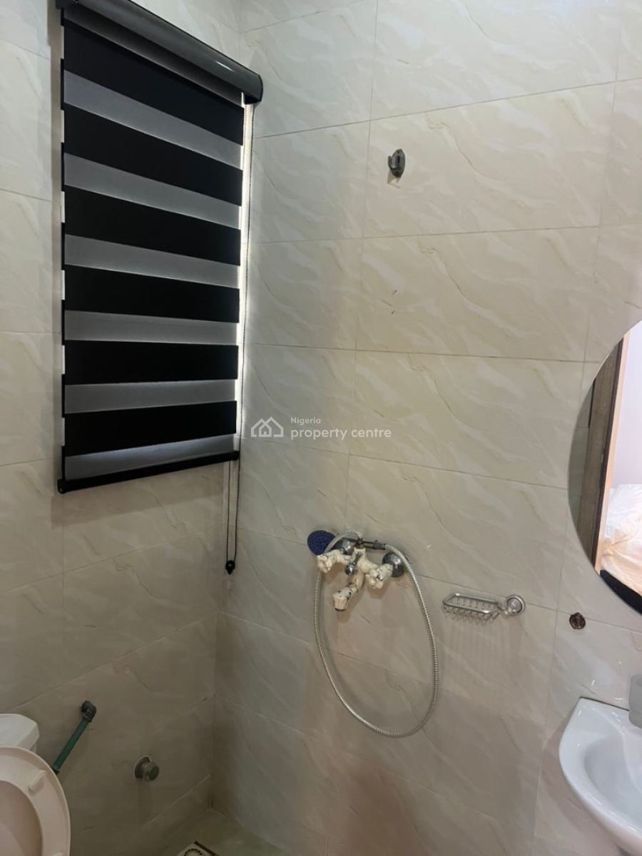 Lovely 2 - Bedroom Apartment, Gra, Ogudu, Lagos, Flat / Apartment Short Let