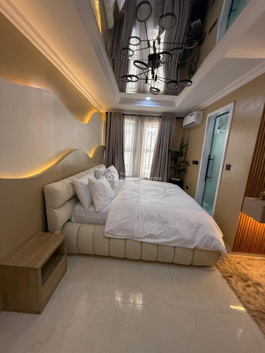 Newly Launched 1 Bedroom Apartment, Off Admiralty Way, Lekki Phase 1, Lekki, Lagos, Flat / Apartment Short Let