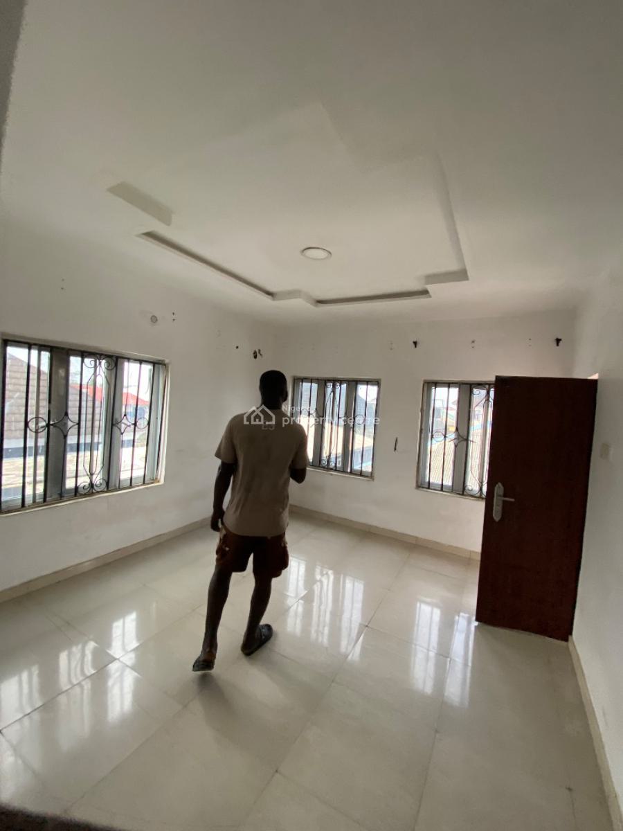 Well Maintained 2bedroom Flat 6months, Abijo Gra Labora, Sangotedo, Ajah, Lagos, Flat / Apartment for Rent
