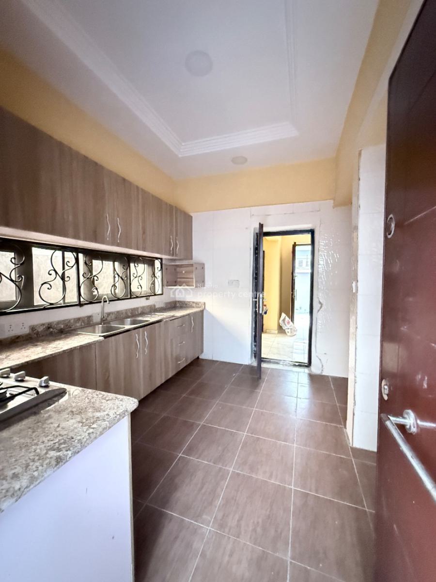 4-bedroom Semi-detached Duplex + Bq, Ikate, Lekki, Lagos, Semi-detached Duplex for Rent