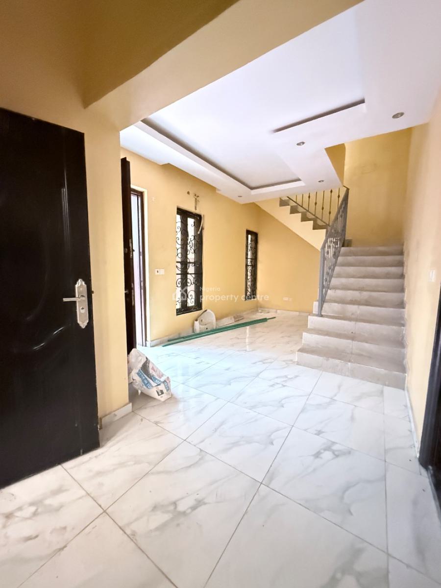 4-bedroom Semi-detached Duplex + Bq, Ikate, Lekki, Lagos, Semi-detached Duplex for Rent
