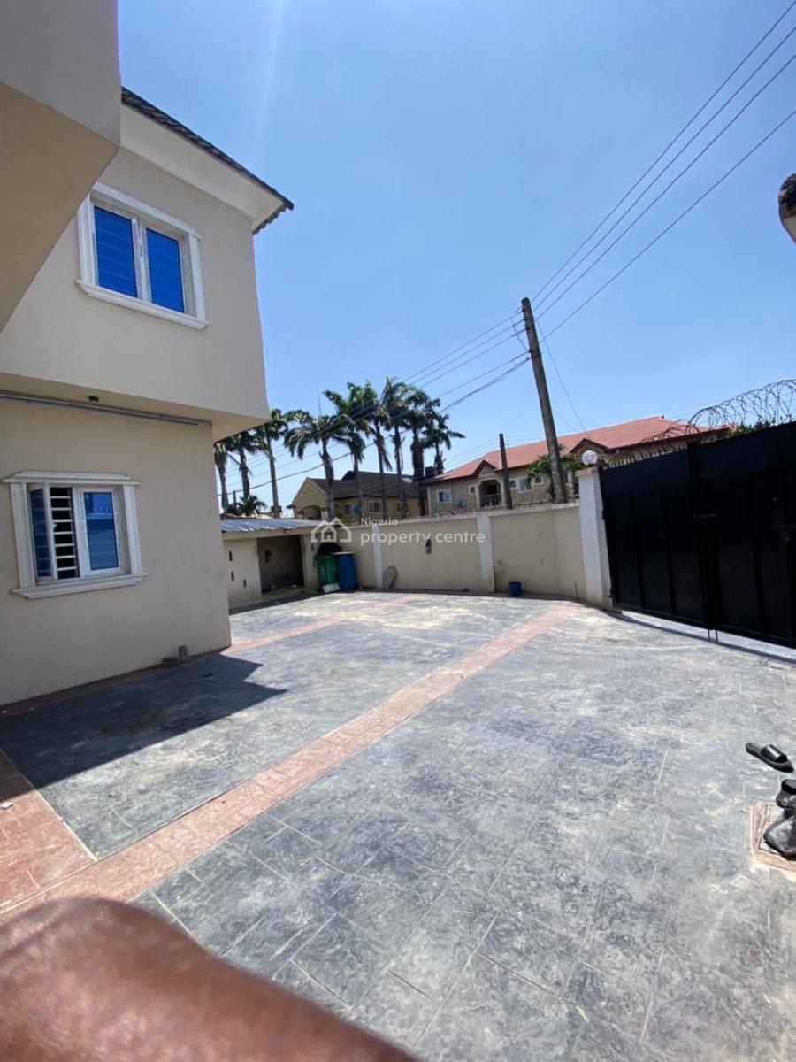 Homely and Spacious, Mobile Road, Ajah, Lagos, House for Sale