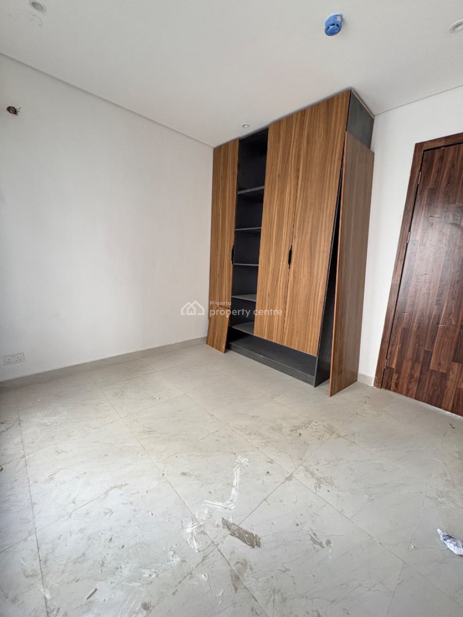 Luxurious 4-bedroom Semi-detached Duplex + Study & Bq  Secured Estate, Chevron, Lekki, Lagos, Semi-detached Duplex for Rent