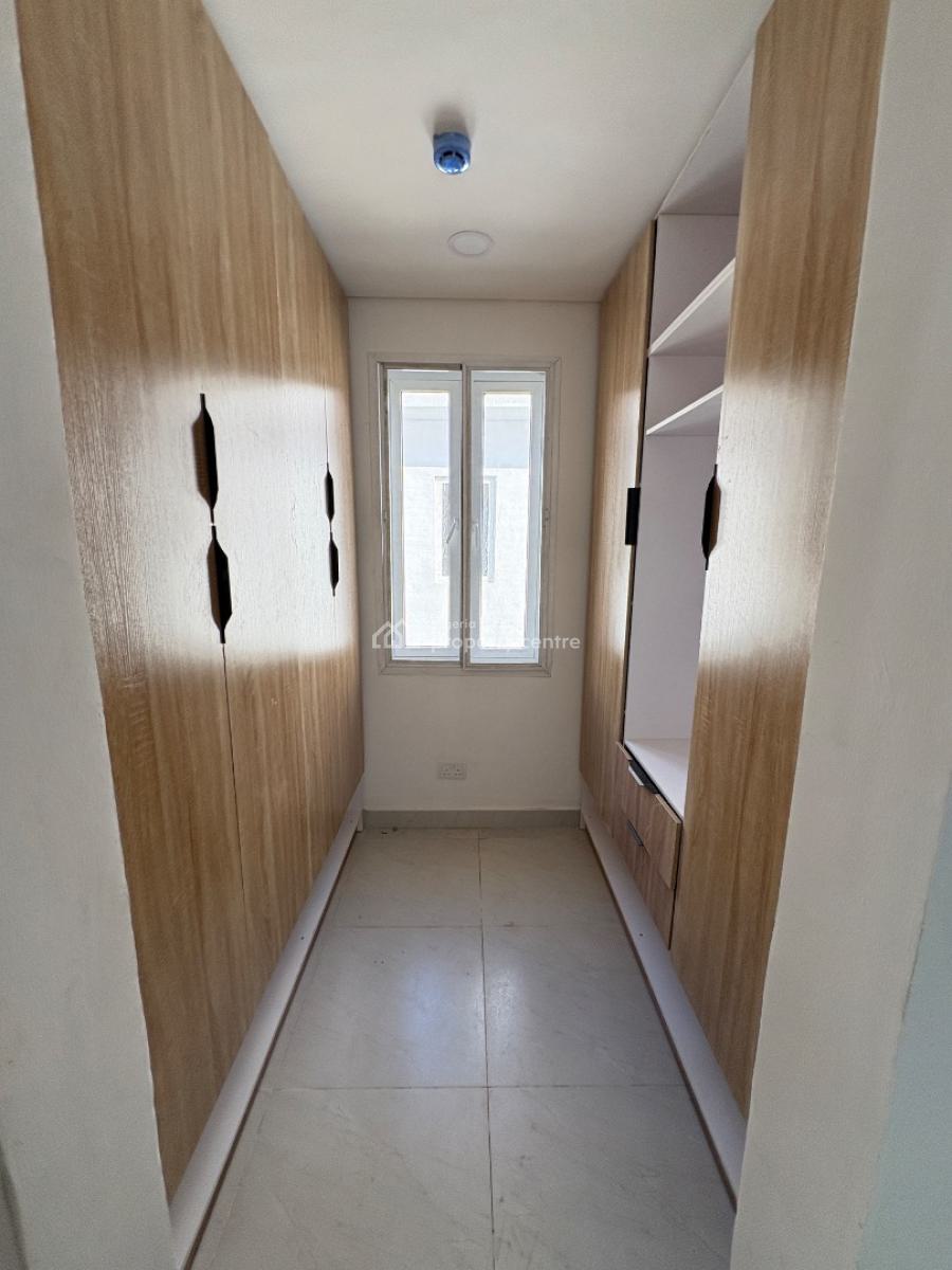 Luxurious 4-bedroom Semi-detached Duplex + Study & Bq  Secured Estate, Chevron, Lekki, Lagos, Semi-detached Duplex for Rent