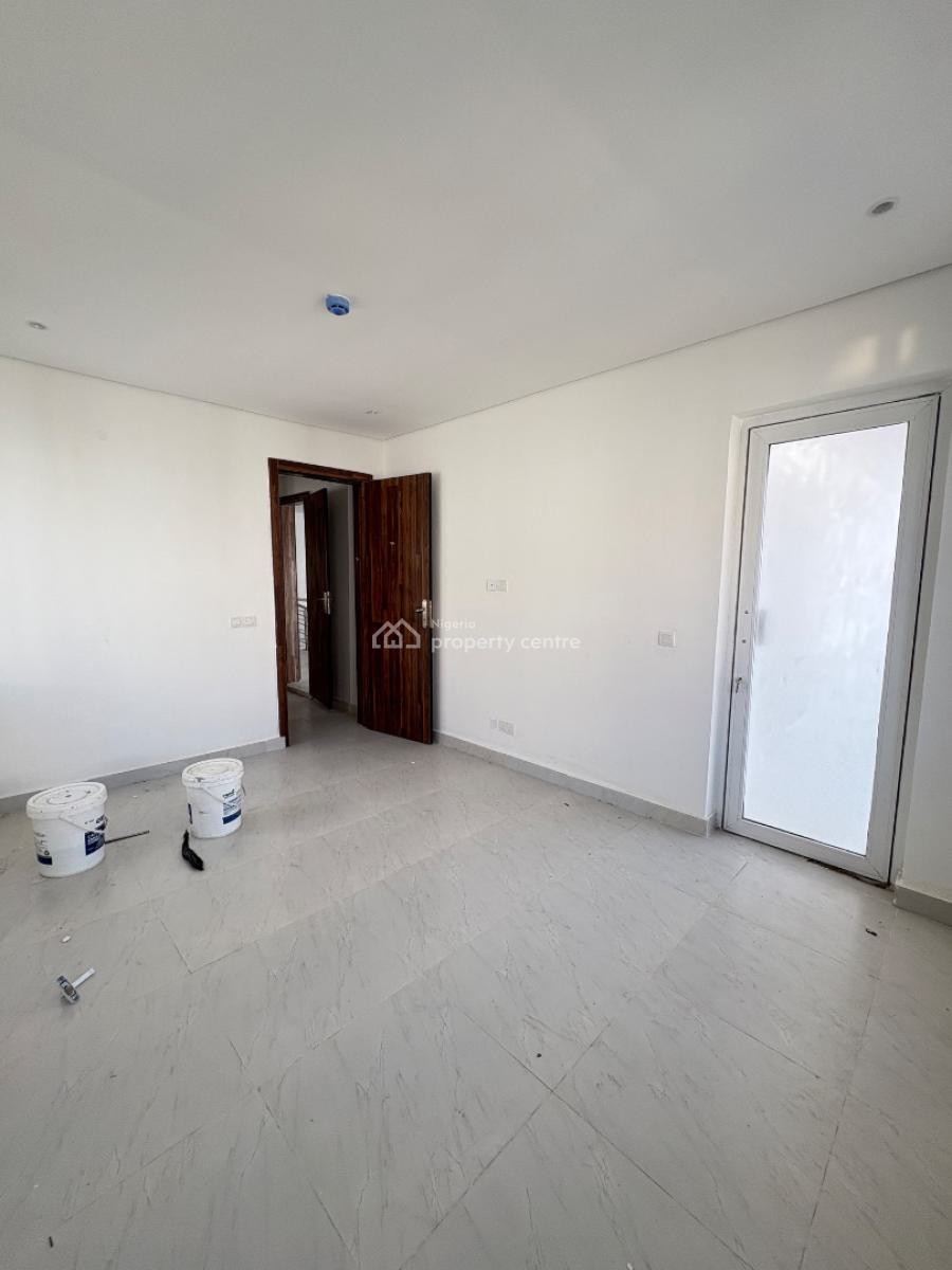 Luxurious 4-bedroom Semi-detached Duplex + Study & Bq  Secured Estate, Chevron, Lekki, Lagos, Semi-detached Duplex for Rent