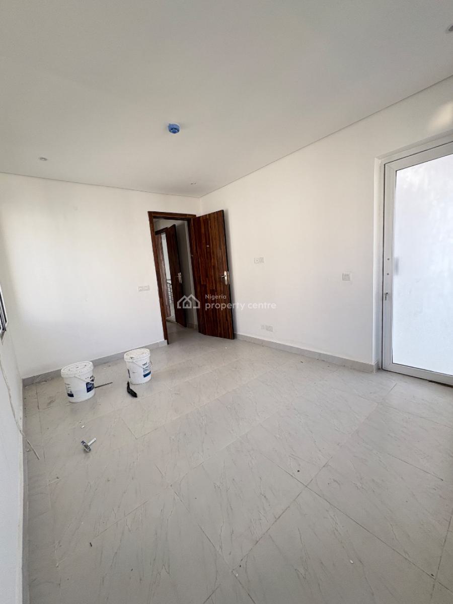 Luxurious 4-bedroom Semi-detached Duplex + Study & Bq  Secured Estate, Chevron, Lekki, Lagos, Semi-detached Duplex for Rent