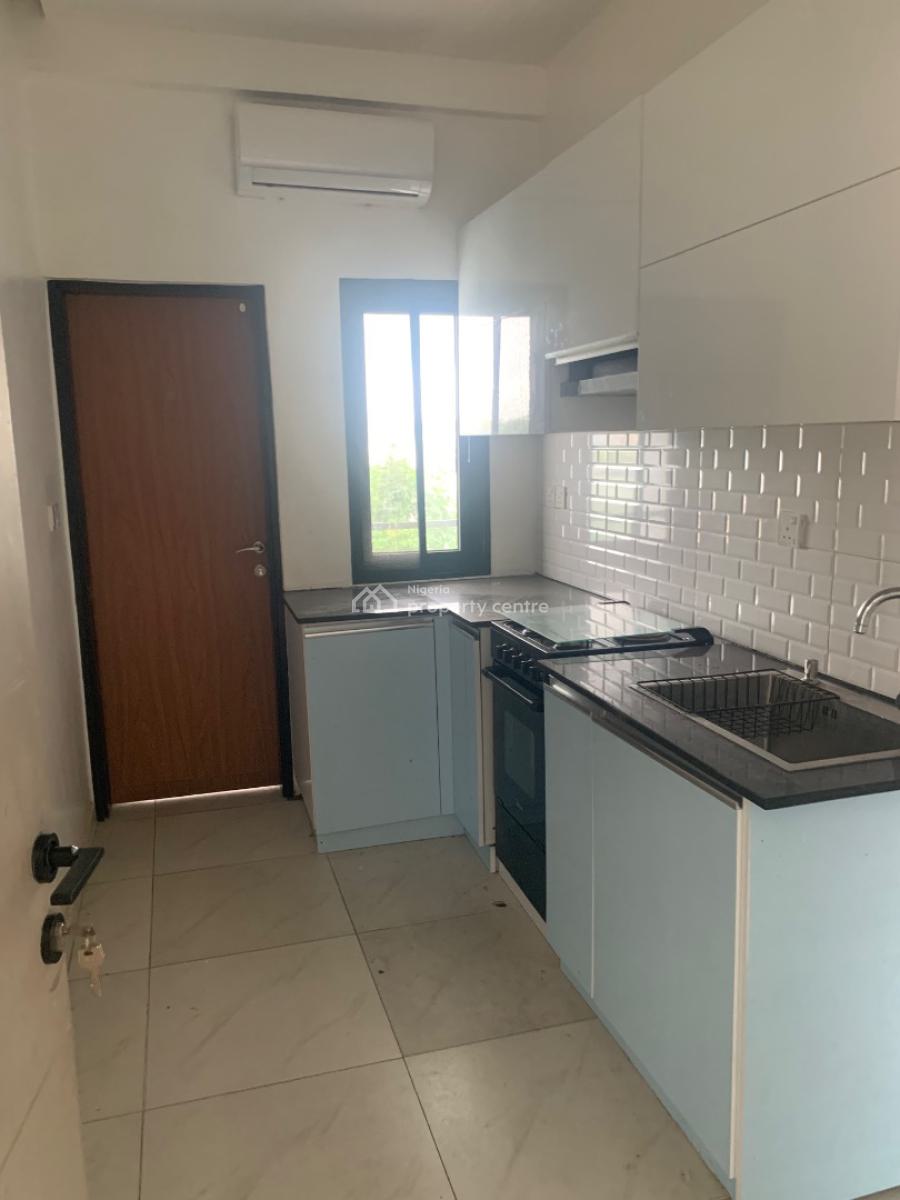 Spacious and Well Maintained 1 Bedroom Apartment ., Adeniyi Jones, Ikeja, Lagos, Mini Flat (room and Parlour) for Sale
