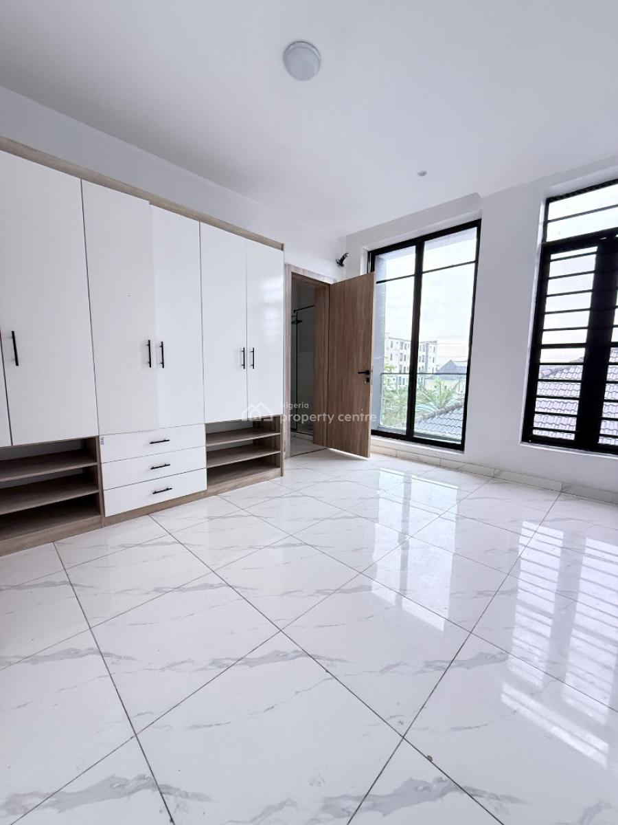 Move Into This : Newly Built 2-bedroom Apartment, Ikate, Lekki, Lagos, Flat / Apartment for Rent