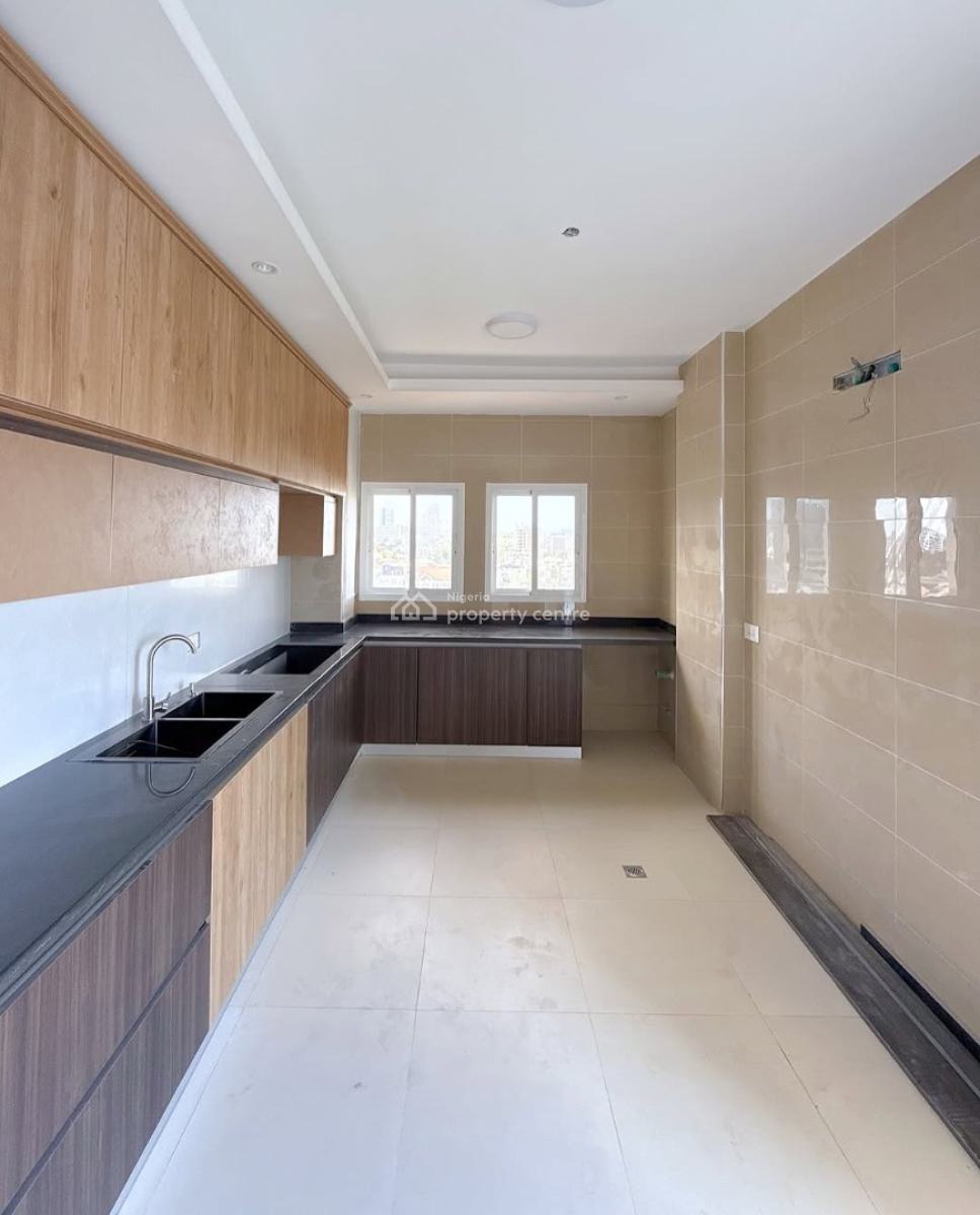 Elegant 4 Bedroom Penthouse with Excellent Facilities, Victoria Island (vi), Lagos, Flat / Apartment for Sale