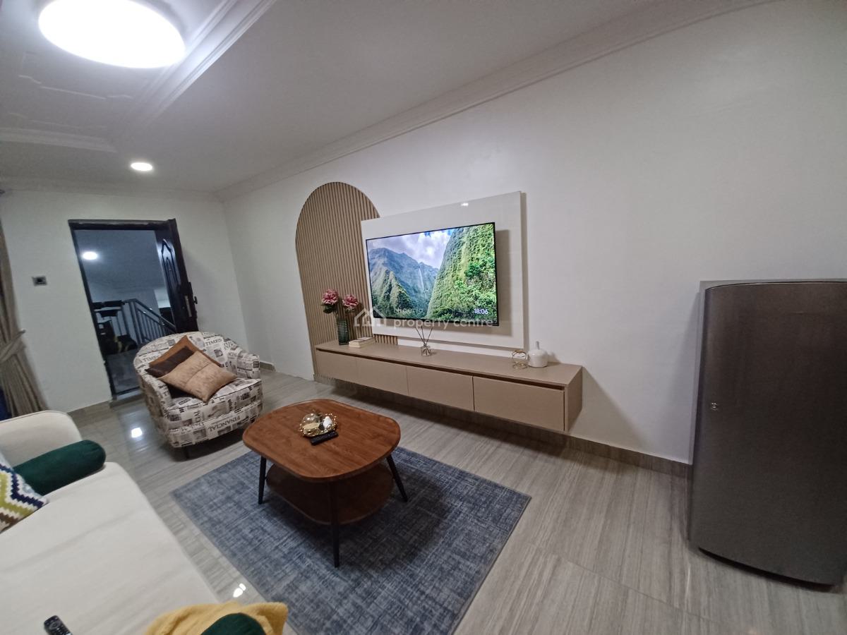 Large Exquisite Studio Apartment As Large As a 1-bedroom, Ministers Hill, Maitama District, Abuja, Self Contain (single Rooms) Short Let