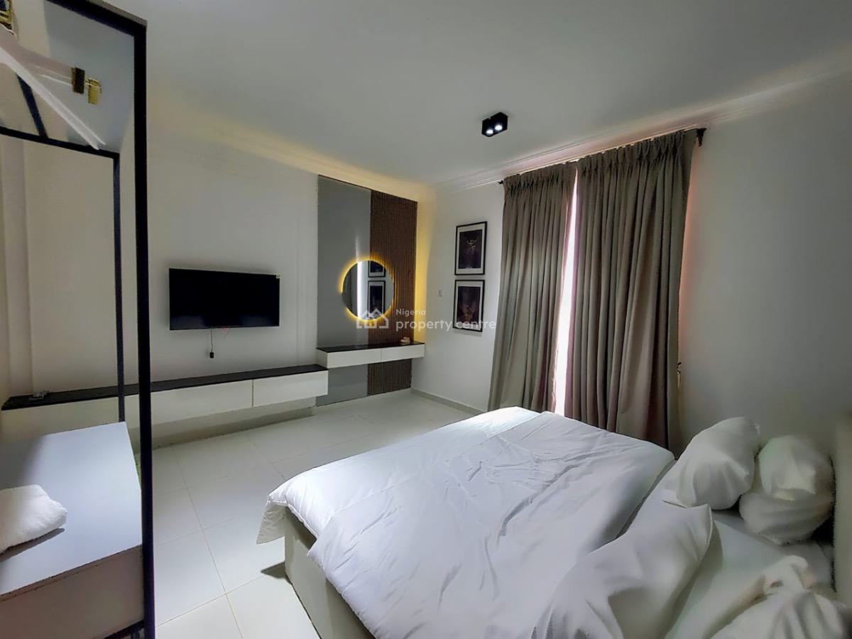 2 Units of Sleek 2-bedroom Smart Apartment with Swimming Pool, Keffi Street, Ikoyi, Lagos, Flat / Apartment Short Let