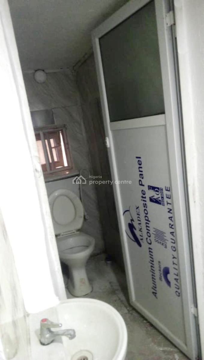 Luxury 2 Bedroom Apartment, Olowora, Omole Phase 2, Ikeja, Lagos, Flat / Apartment for Rent
