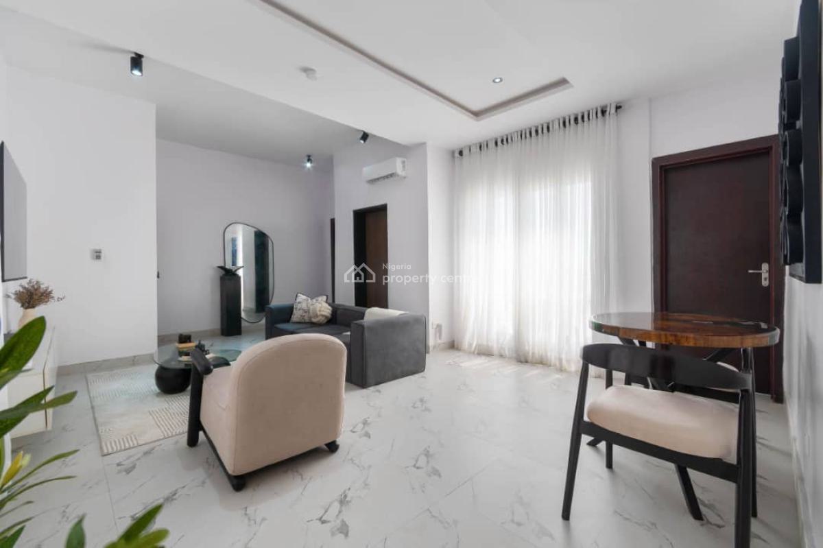 Lux Two Bedroom Maisonette with Ps5, Tennis, Snooker Board and a Sit O, Lekki Phase 1, Lekki, Lagos, Flat / Apartment Short Let