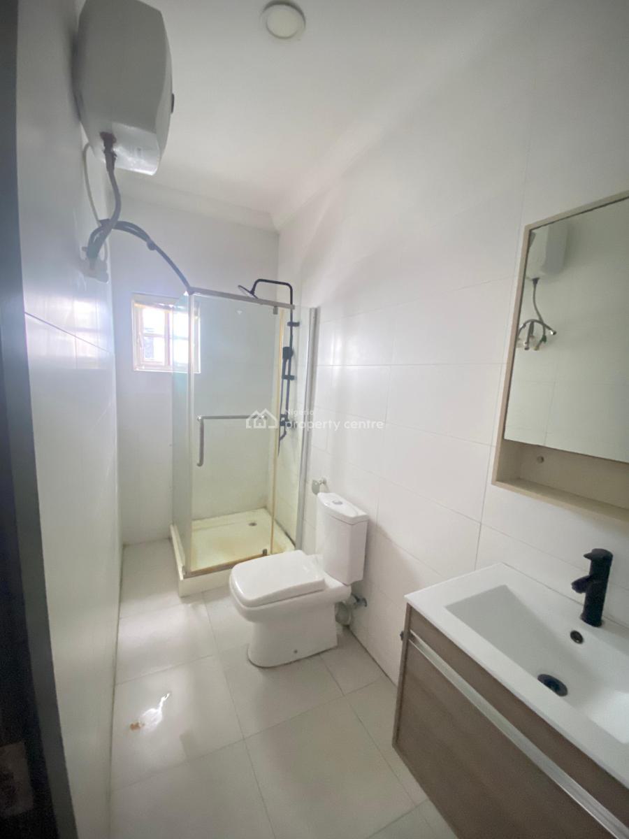 Luxurious Units of 4 Bedroom Terrace Duplex, Oral Estate Opposite Chevron, Lekki, Lagos, Terraced Duplex for Rent