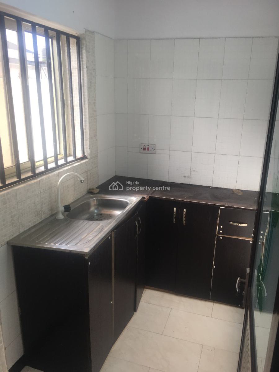 Mini Flat, Off Durosimi Etti Drive, Lekki Phase 1, Lekki, Lagos, Mini Flat (room and Parlour) for Rent