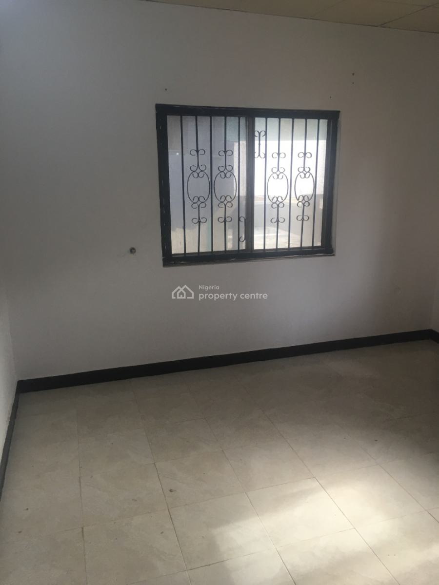 Mini Flat, Off Durosimi Etti Drive, Lekki Phase 1, Lekki, Lagos, Mini Flat (room and Parlour) for Rent