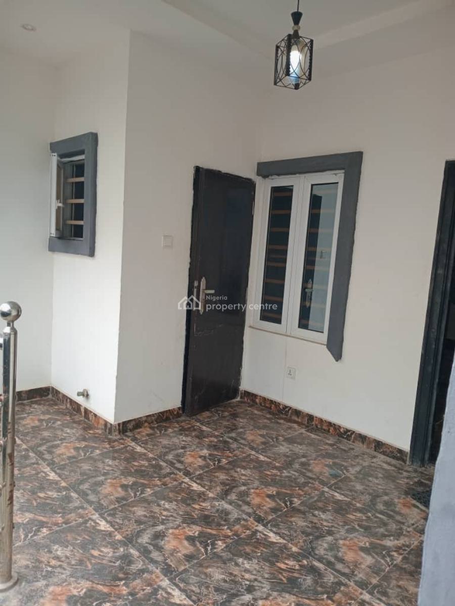 Mini Flat, New Road Bus-stop, Alpha Beach Road, Lekki, Lagos, Mini Flat (room and Parlour) for Rent