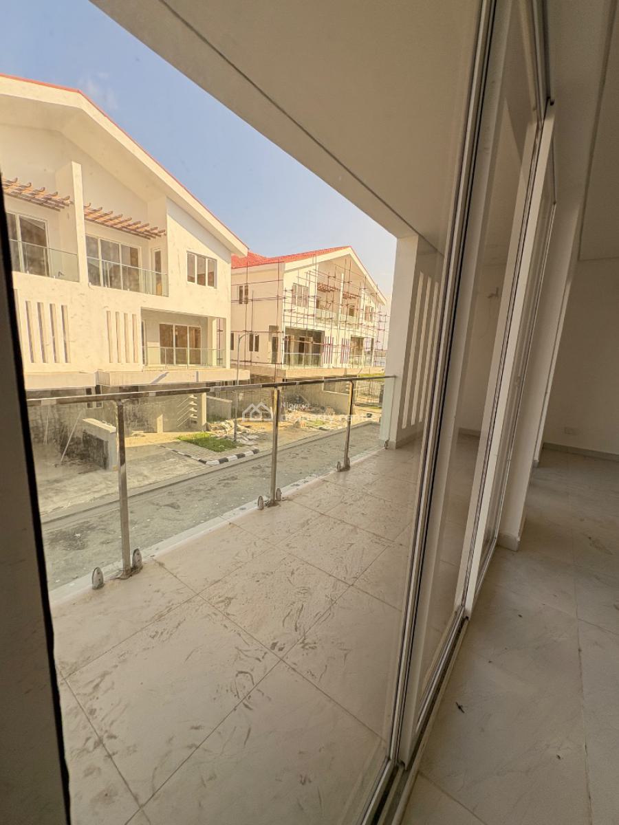 Luxurious 4-bedroom Semi-detached Duplex with Study & Bq, Chevron, Lekki, Lagos, Semi-detached Duplex for Rent