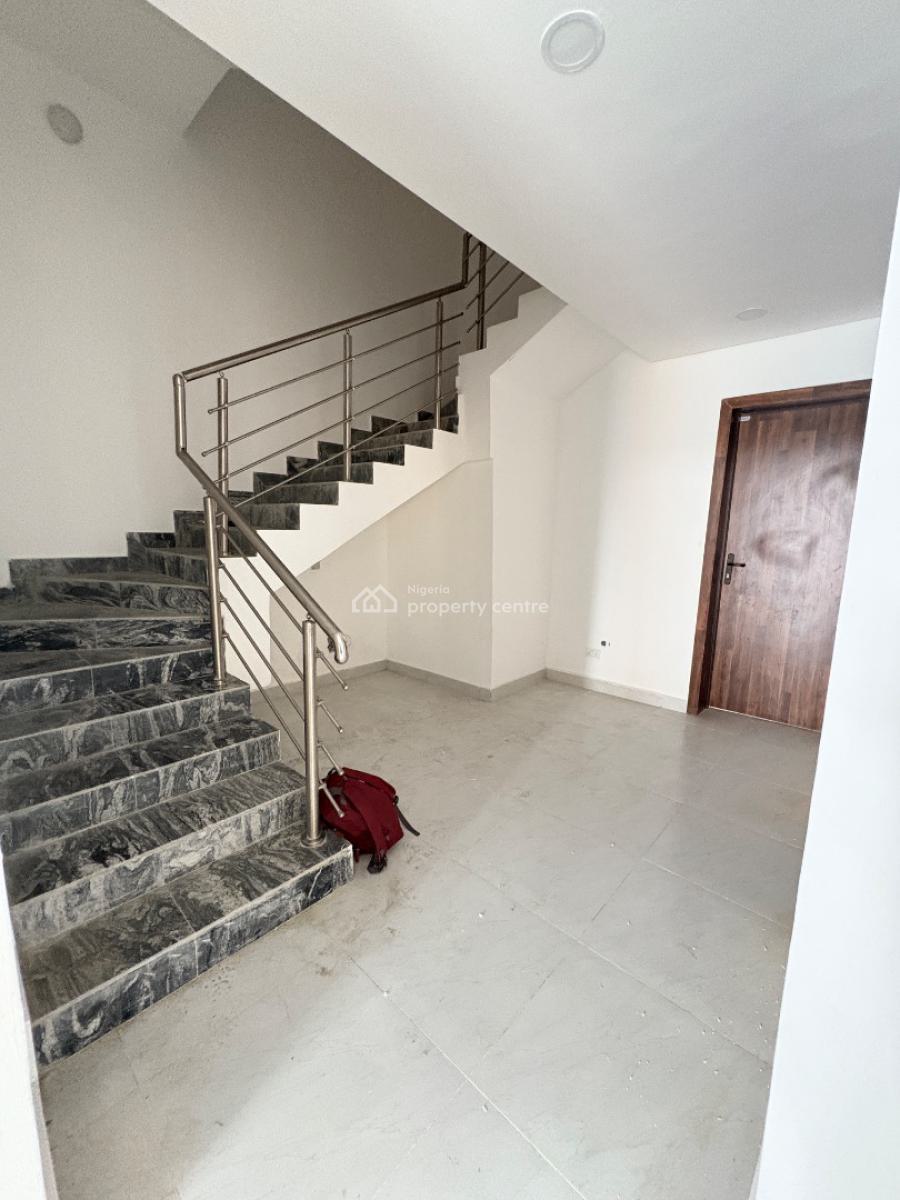 Luxurious 4-bedroom Semi-detached Duplex with Study & Bq, Chevron, Lekki, Lagos, Semi-detached Duplex for Rent
