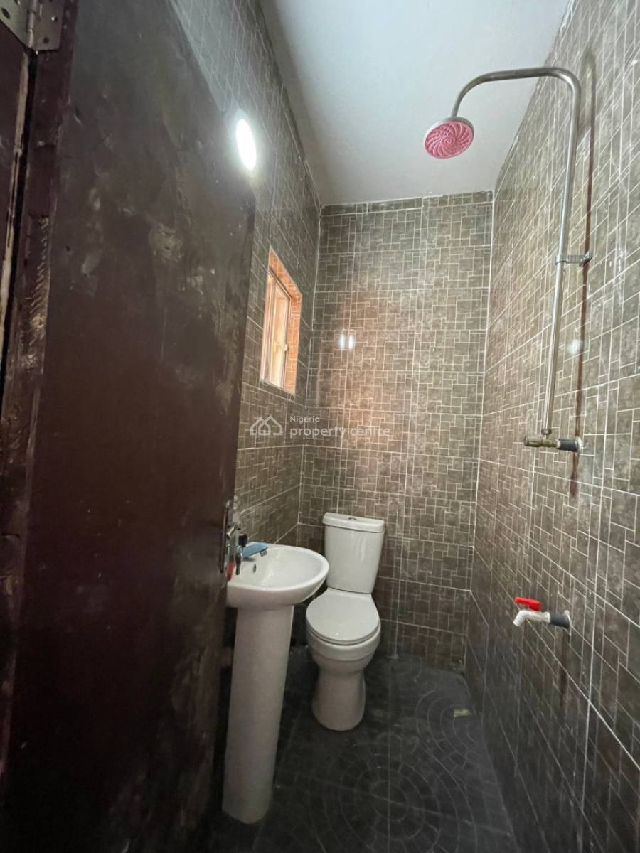 Discover Modern Living in Our 2 Bedroom Ensuite, Orchid Road, Lekki, Lagos, Flat / Apartment for Rent