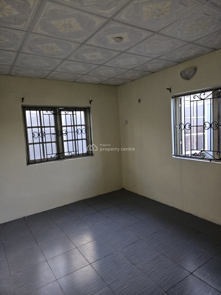 Sharp and Spacious Three Bedrooms Apartment in a Good Area, Badore, Ajah, Lagos, Flat / Apartment for Rent