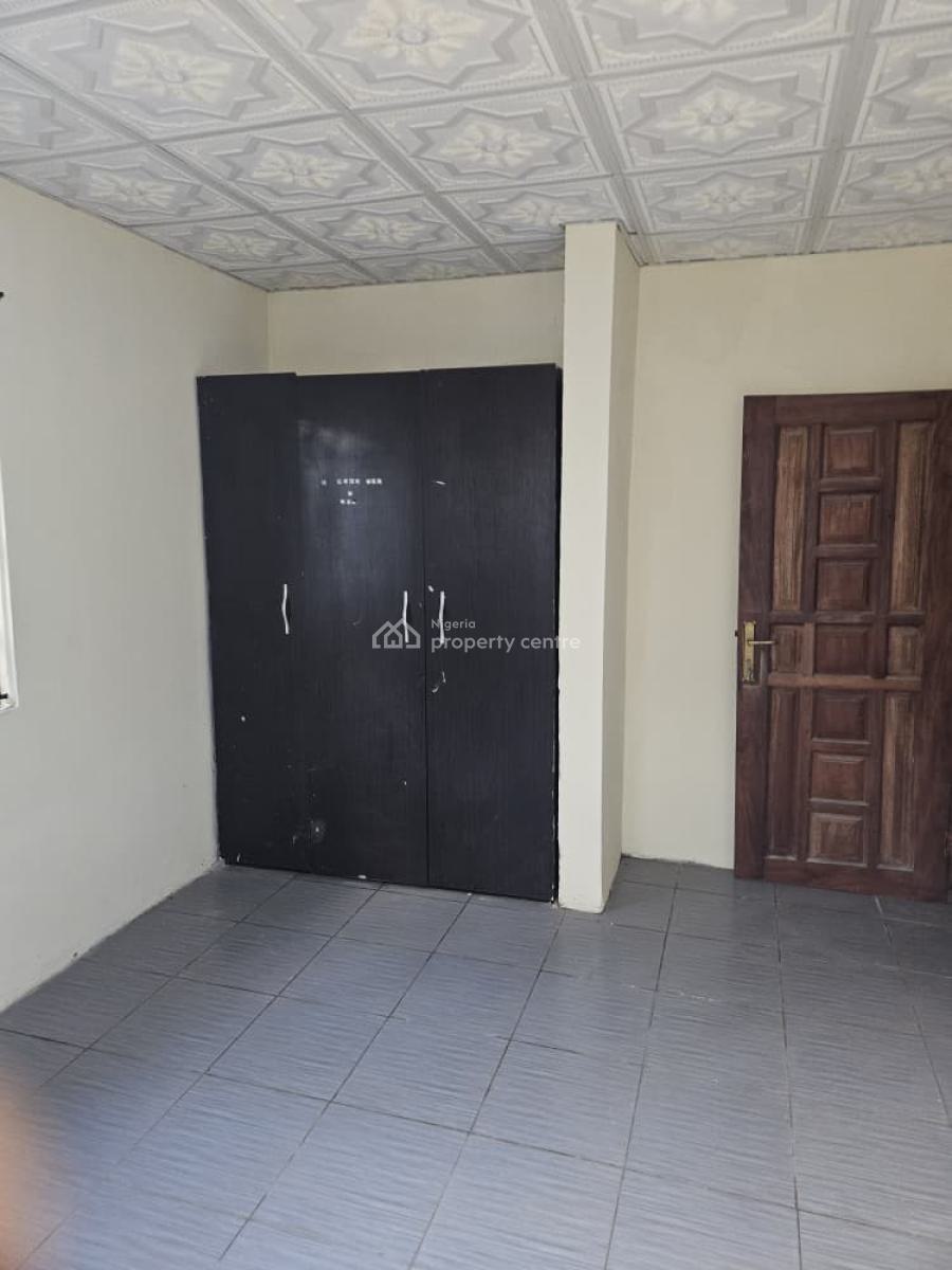 Sharp and Spacious Three Bedrooms Apartment in a Good Area, Badore, Ajah, Lagos, Flat / Apartment for Rent