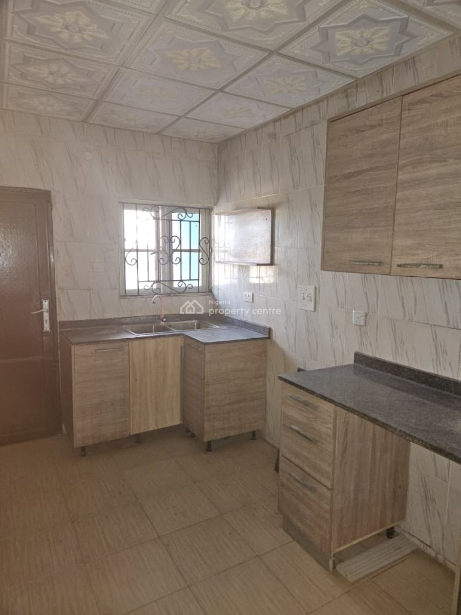 Sharp and Spacious Three Bedrooms Apartment in a Good Area, Badore, Ajah, Lagos, Flat / Apartment for Rent