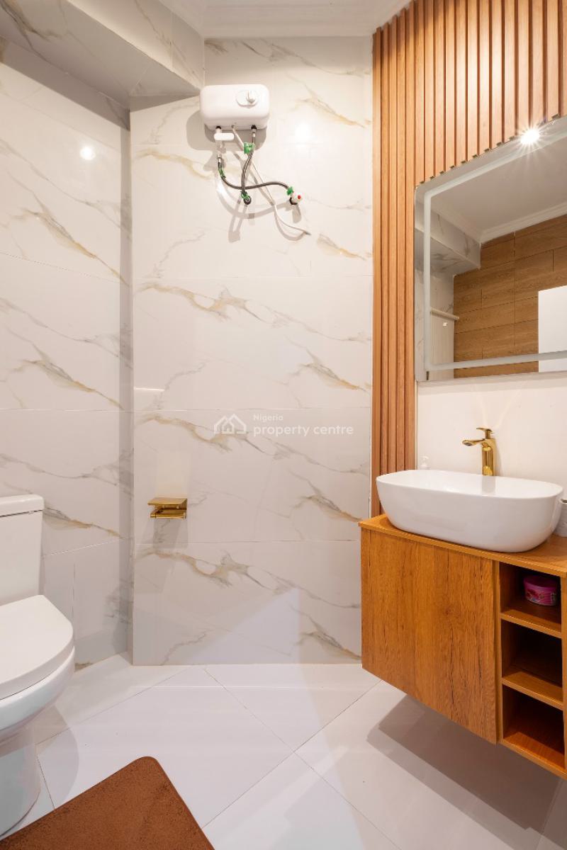 a Very Clean and Nicely Furnished 3 Bedroom Flat in Osapa London Lekki, Cadogan Estate, Osapa, Lekki, Lagos, Flat / Apartment Short Let