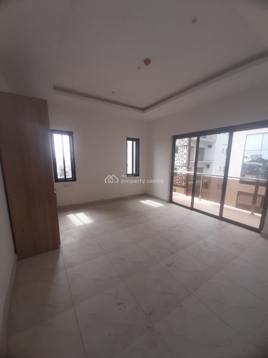Newly Built and Serviced with 24/7 Power Supply 2 Bedroom En-suite Fla, Lekki Phase 1, Lekki, Lagos, Flat / Apartment for Rent