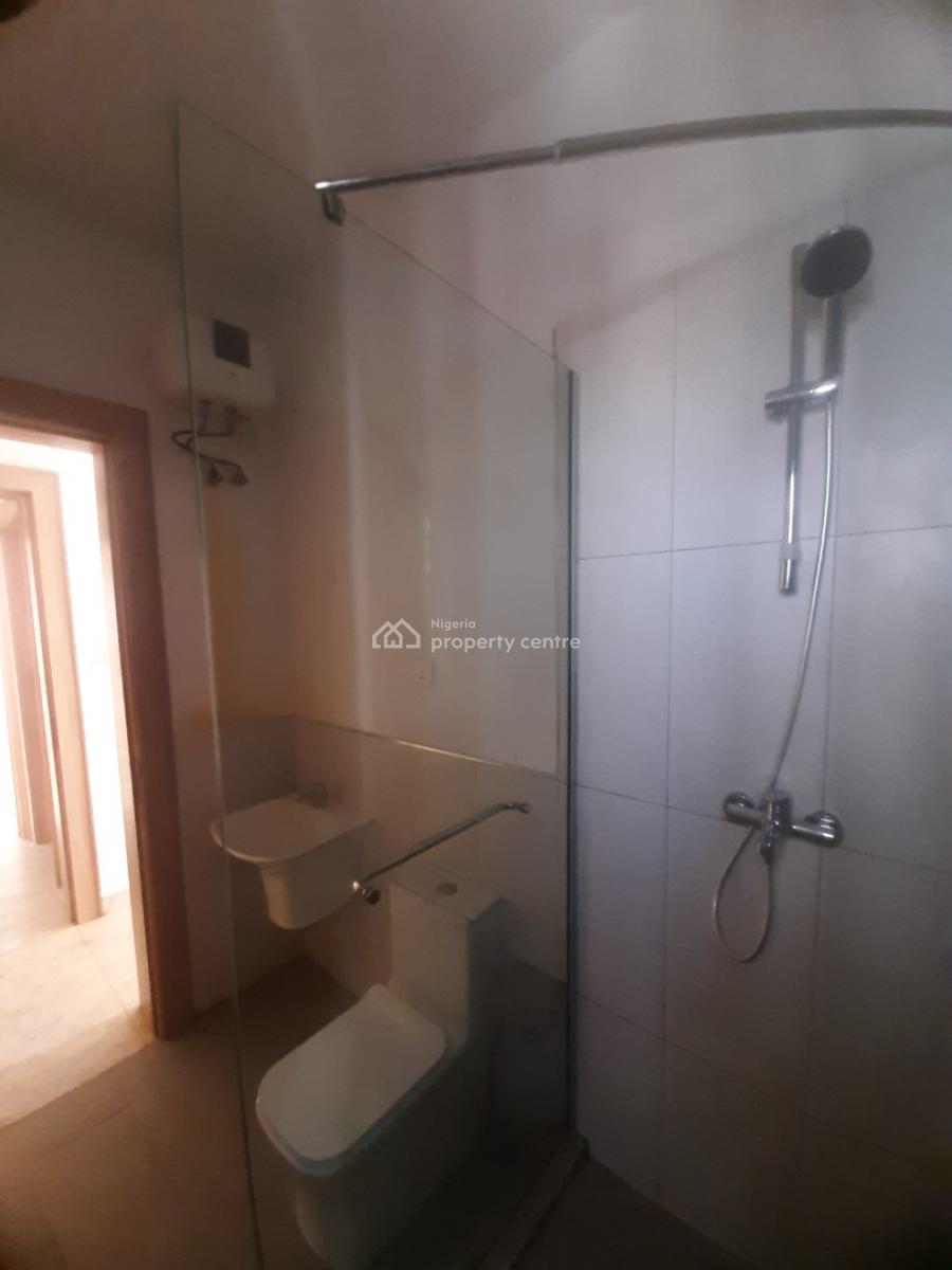 Newly Built and Serviced with 24/7 Power Supply 2 Bedroom En-suite Fla, Lekki Phase 1, Lekki, Lagos, Flat / Apartment for Rent