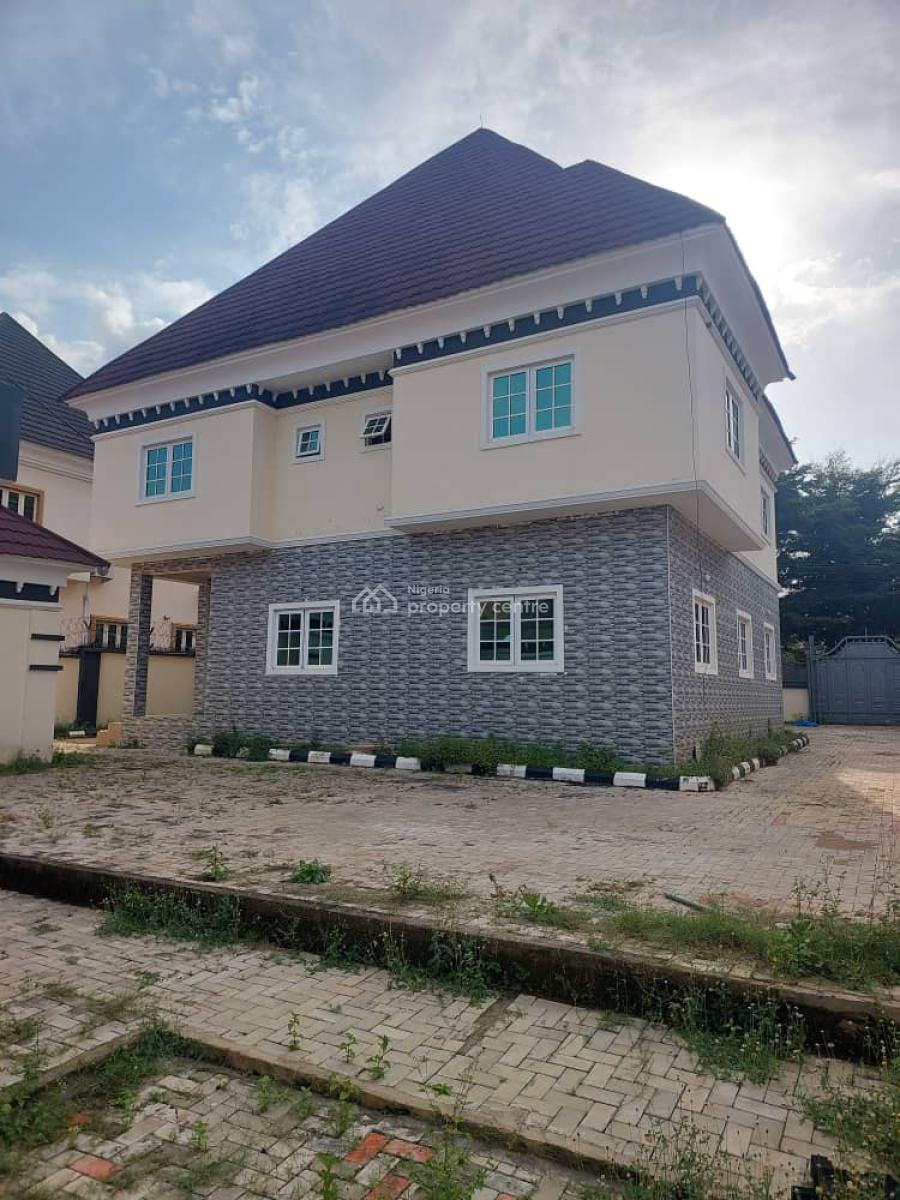 4 Bedroom Fully Detached Duplex with 2 Bedroom Bq, Gwarinpa, Abuja, Detached Duplex for Rent