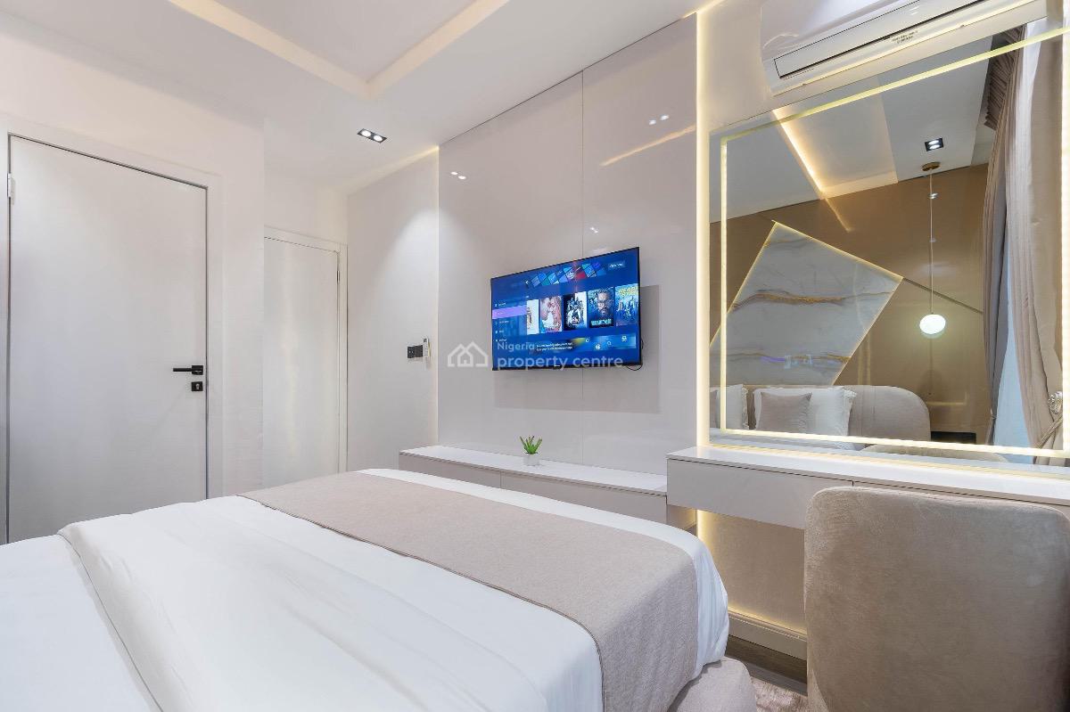 Luxury City View 2 Bedroom Apartment, Swimming Pool, Ps5 and Snooker, Freedom Way, Off Admiralty Way, Lekki Phase 1, Lekki, Lagos, Flat / Apartment Short Let